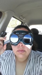 Makeup glitter causes blindness