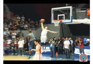 Kobe Paras Dunks On LeBron James