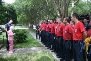 100-year-old-woman-birthday-surprise-firefighters-5