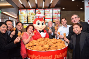 jollibee-chicago-1
