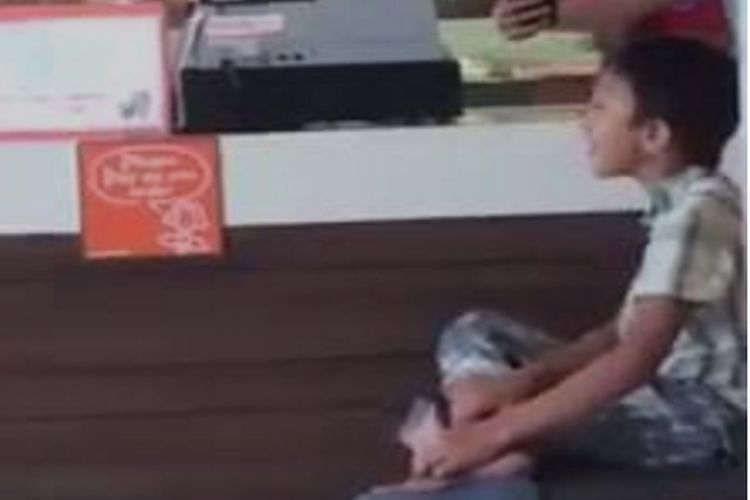 Viral: Talented Dunkin' Donuts Boy Singing The 'Secret Love Song' 