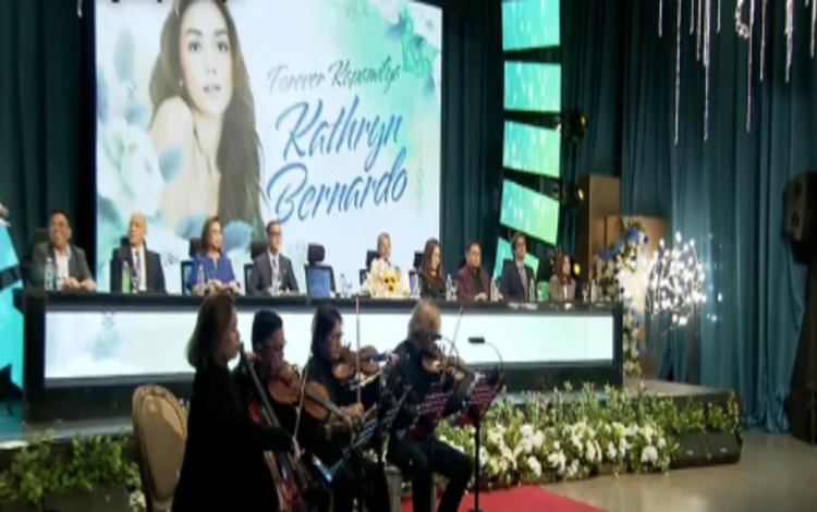 Kathryn Bernardo Contract Signing