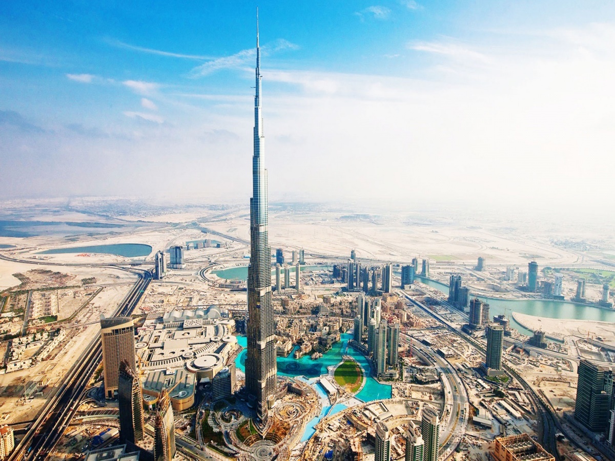 Бурдж халифа где. Бурдж Халифа. Башня Халифа 2022. Небоскребы Дубая. Башня в Дубае Бурдж.