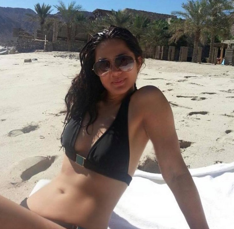 Here are some of the bikini photos of Kapamilya actress Alice Dixson which ...