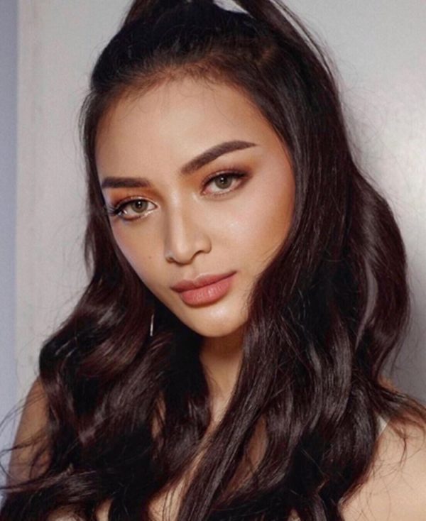 Kylie Verzosa Caught Netizens' Attention w/ her Revealing Swimwear