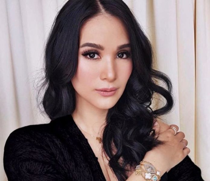 Heart Evangelista Flaunts Bikini Photo Rather Than Halloween Costume