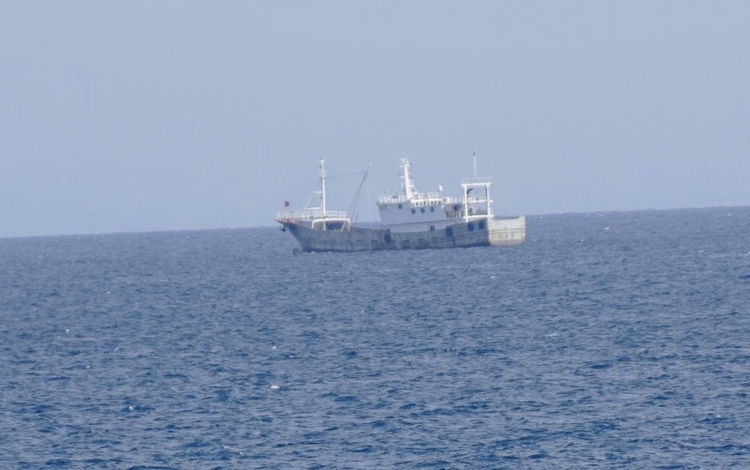 Chinese Ships in Ayungin Shoa