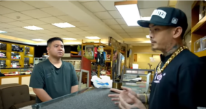 Jiro Manio Trophy to Boss Toyo