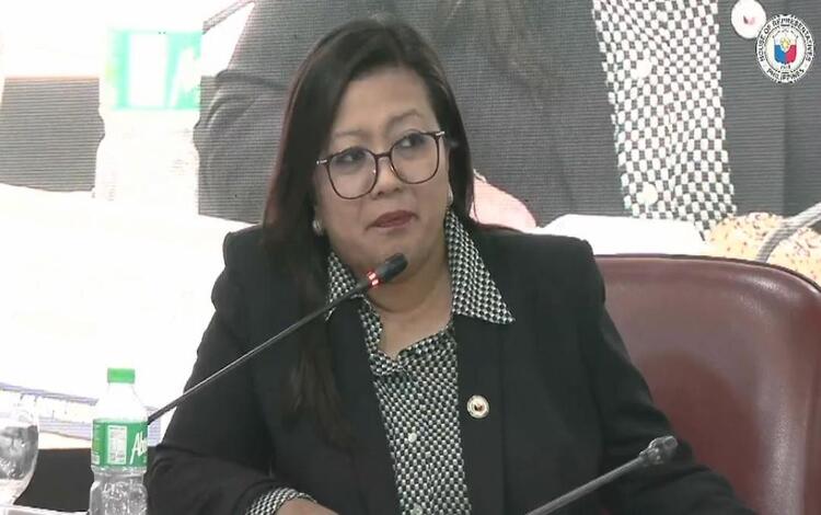 Batangas Rep. Gerville Luistro 