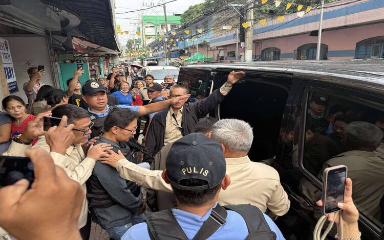 Pacifico “Curlee” Discaya II 